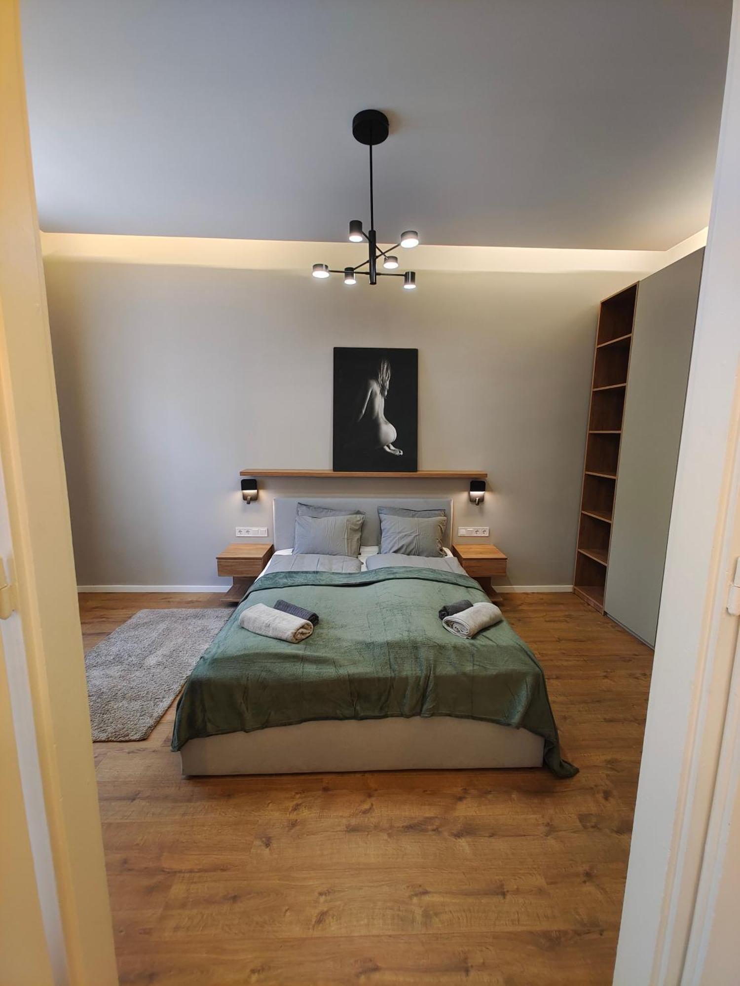 City Center 2, Cozy And Modern 2Br In The City Center Budapest Luaran gambar