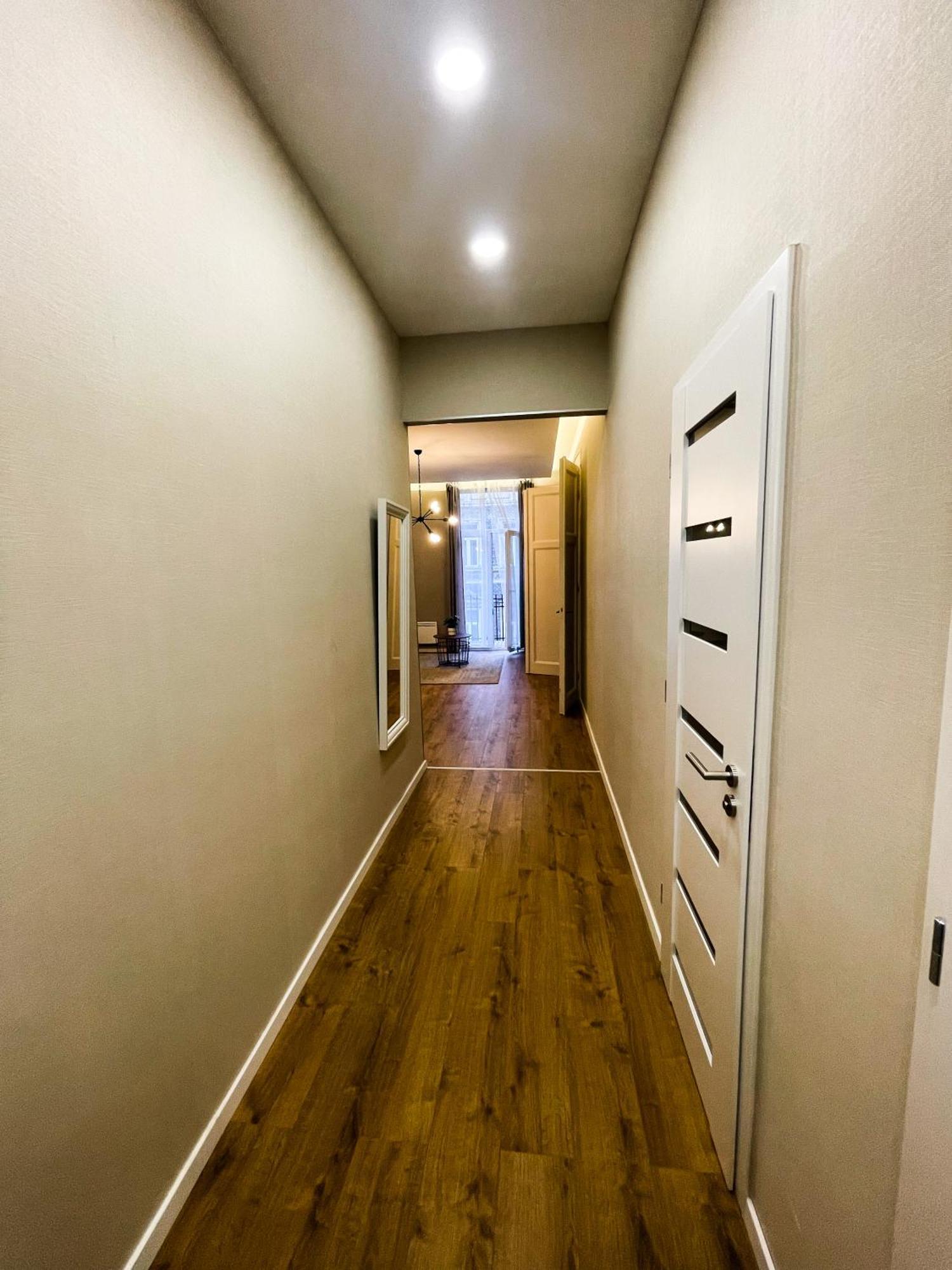 City Center 2, Cozy And Modern 2Br In The City Center Budapest Luaran gambar