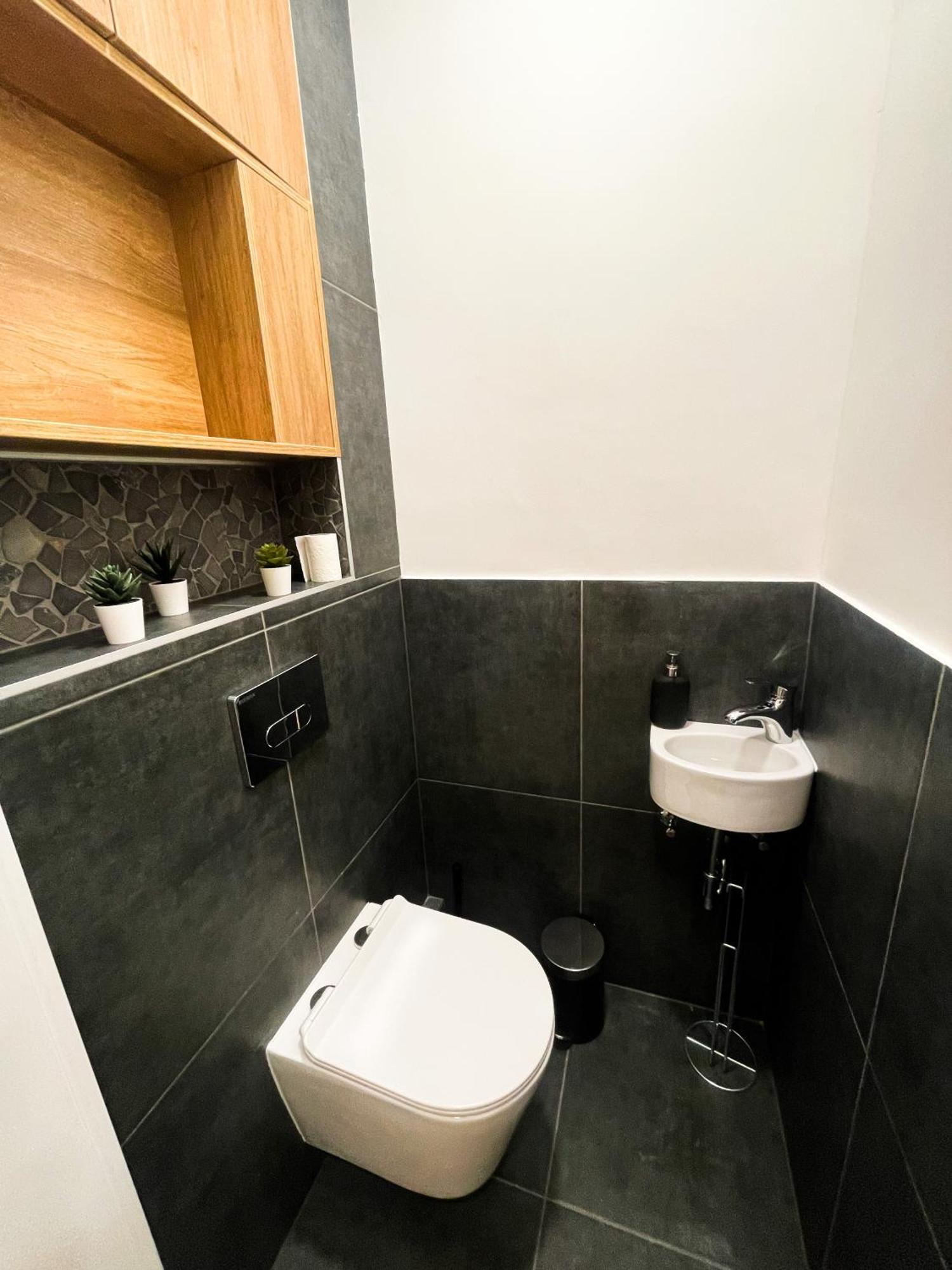 City Center 2, Cozy And Modern 2Br In The City Center Budapest Luaran gambar