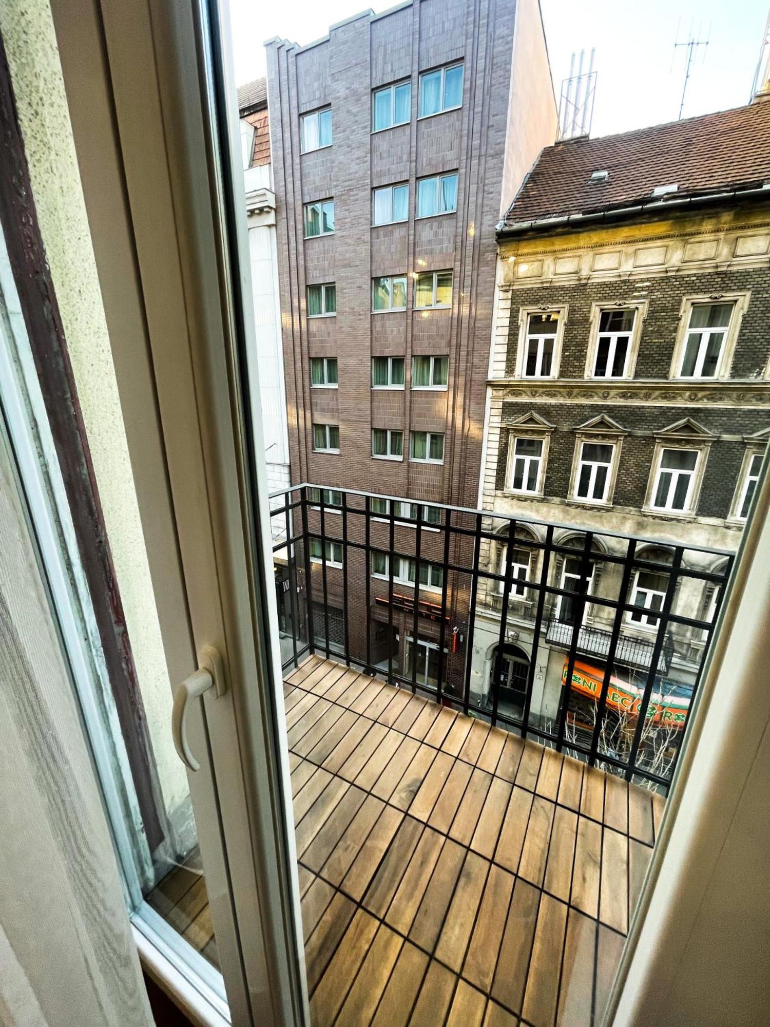 City Center 2, Cozy And Modern 2Br In The City Center Budapest Luaran gambar